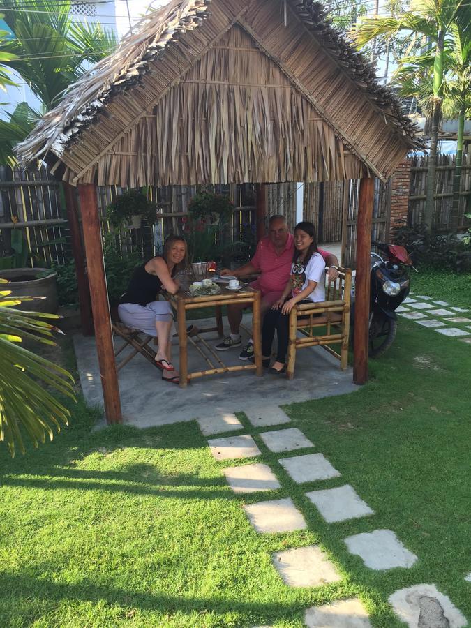 Homestay Local Beach Hoi An
