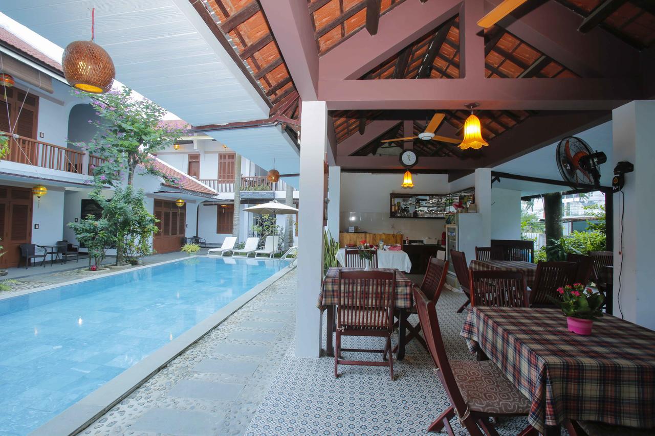 Garden Villa *