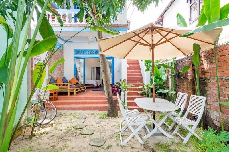 Homestay Local Beach Hoi An