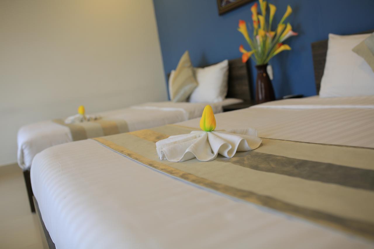 Golden Sunset Hotel
