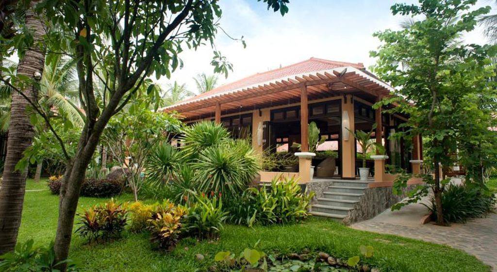 Vinh Hung Riverside & 4*