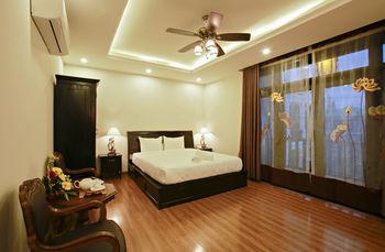 Hotel Osaka 3*