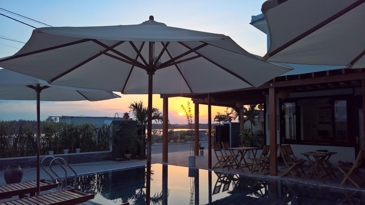 Estuary 3* Hoi An