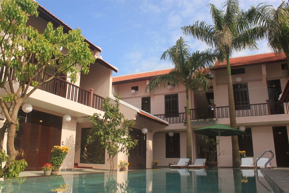 Villa Garden *