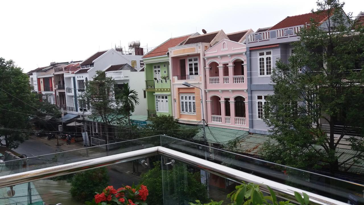 Bed & Breakfast House 579 Ba Trung *