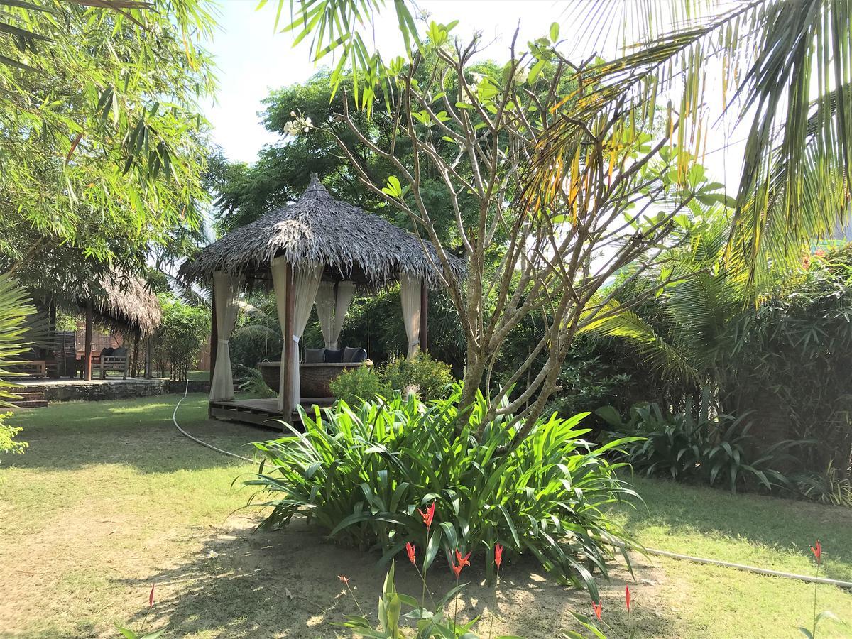 An Bang Beach Stone Vila