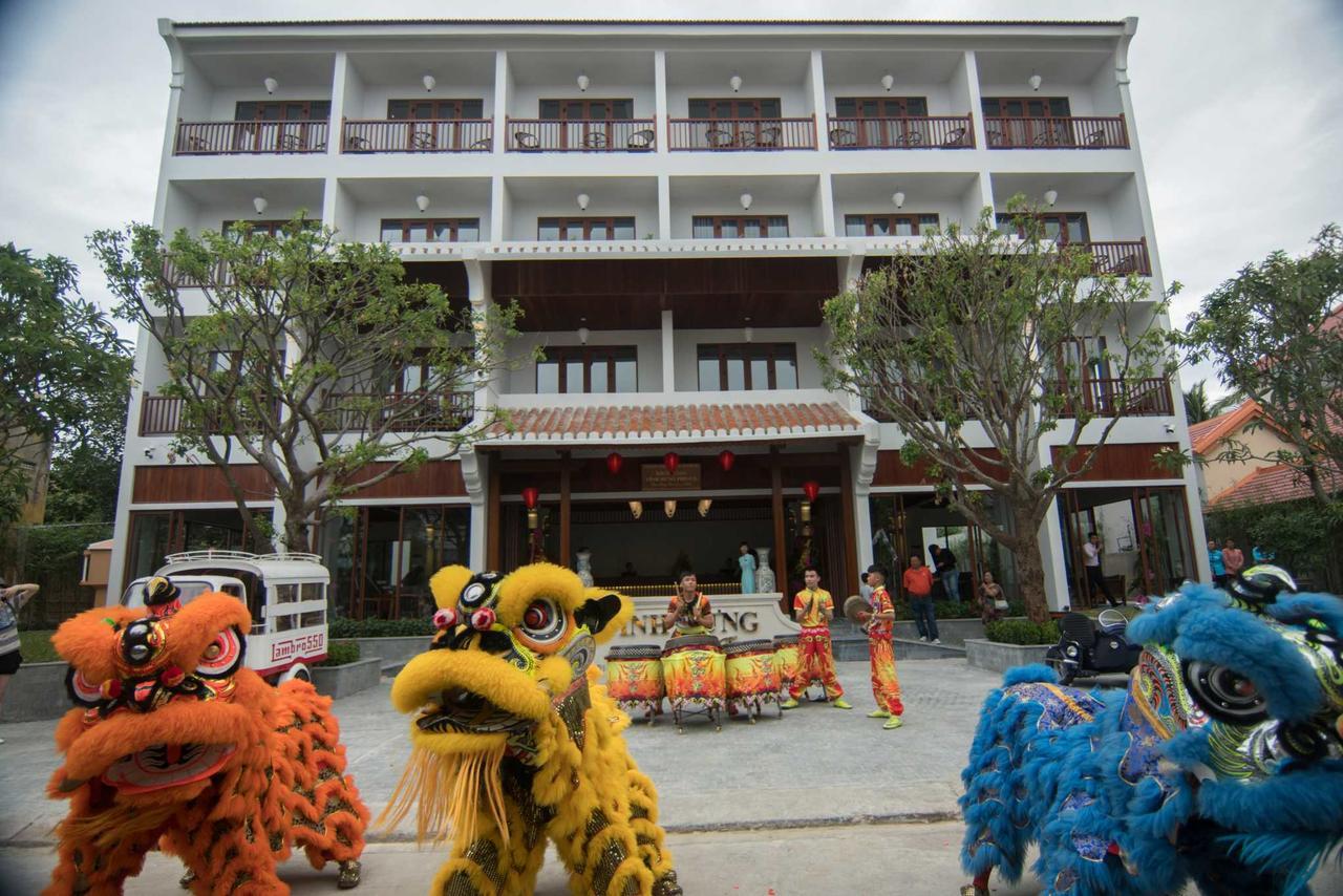 Vinh Hung Old Town