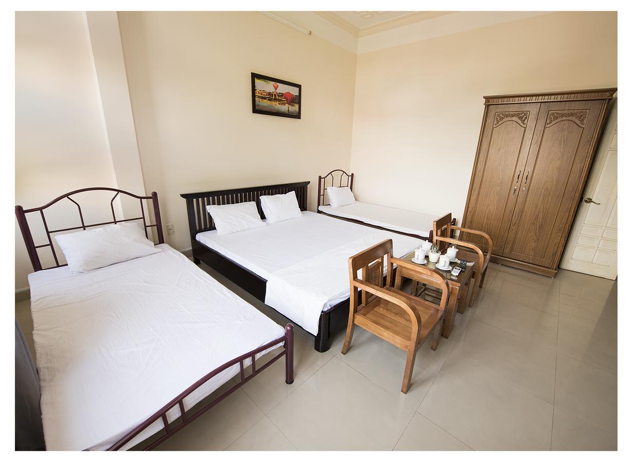 Three Palms Homestay