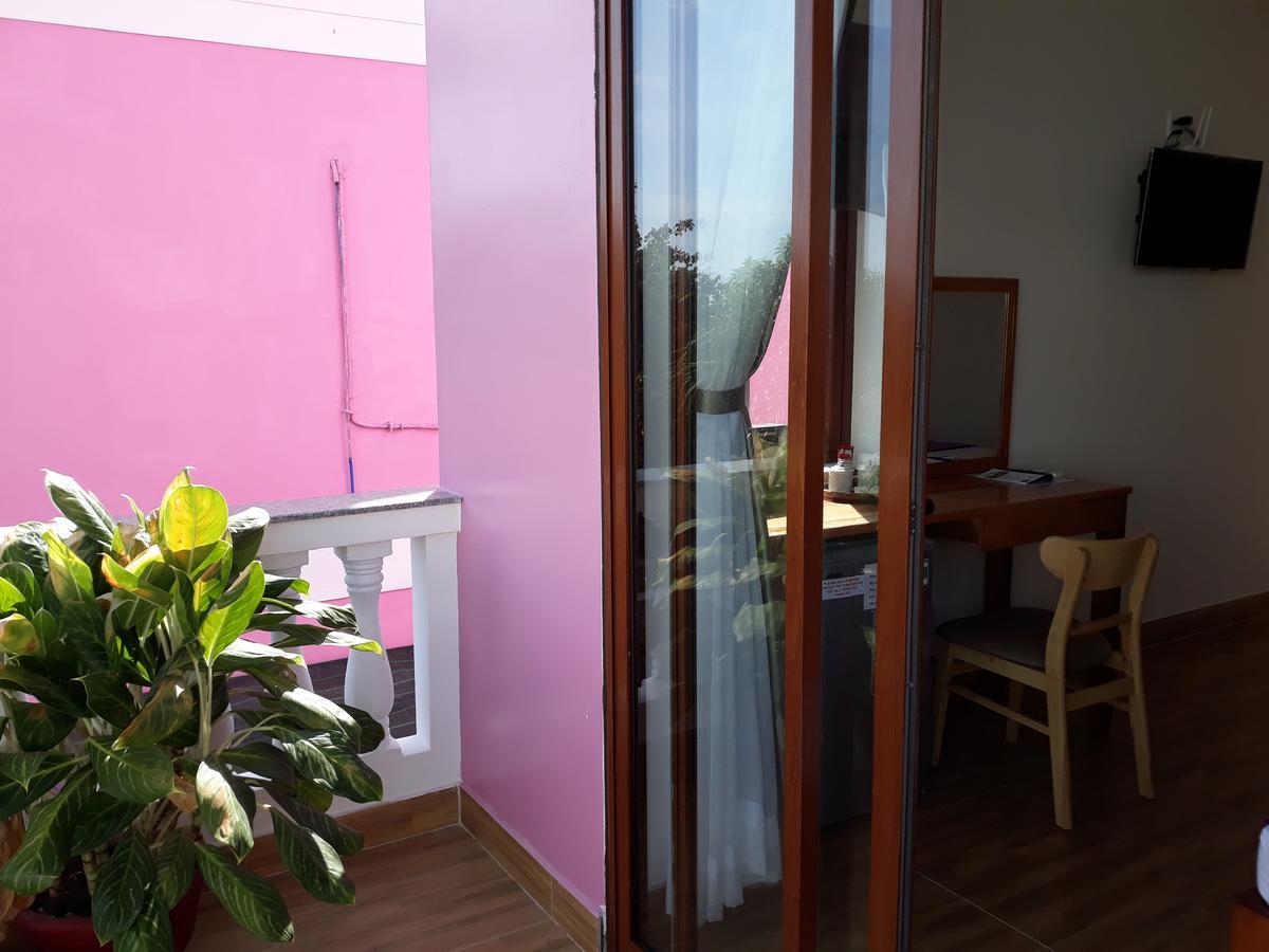 Ở trọ Pink House