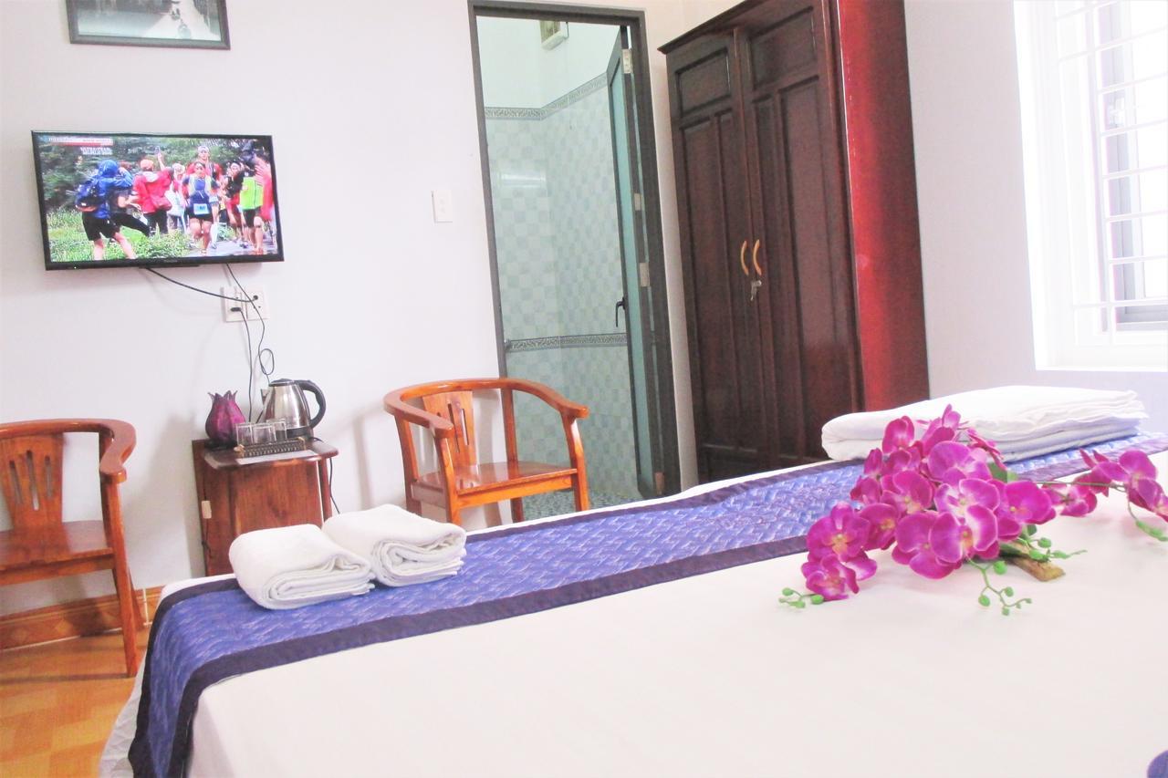 Purple Garden Homestay *