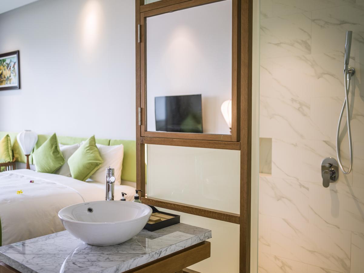 Vinh Hung Old Town Hotel 3*