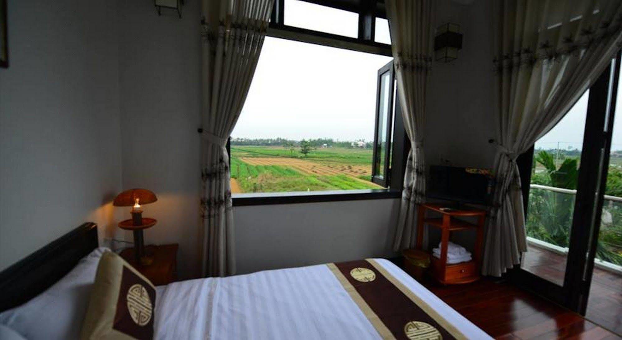 Giafield Hotel 3*
