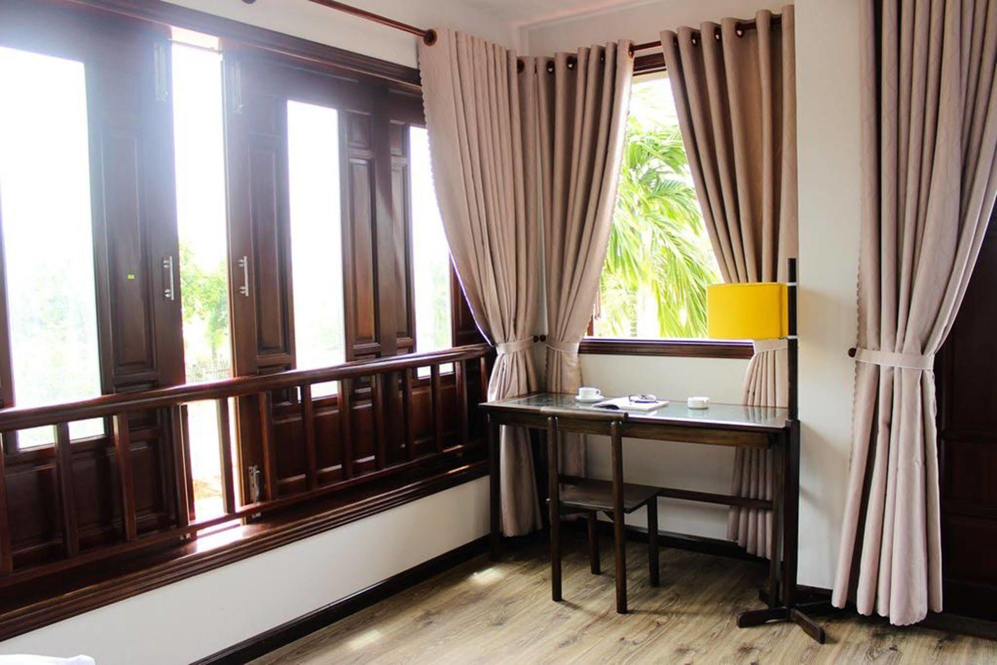 B'lan Hotel