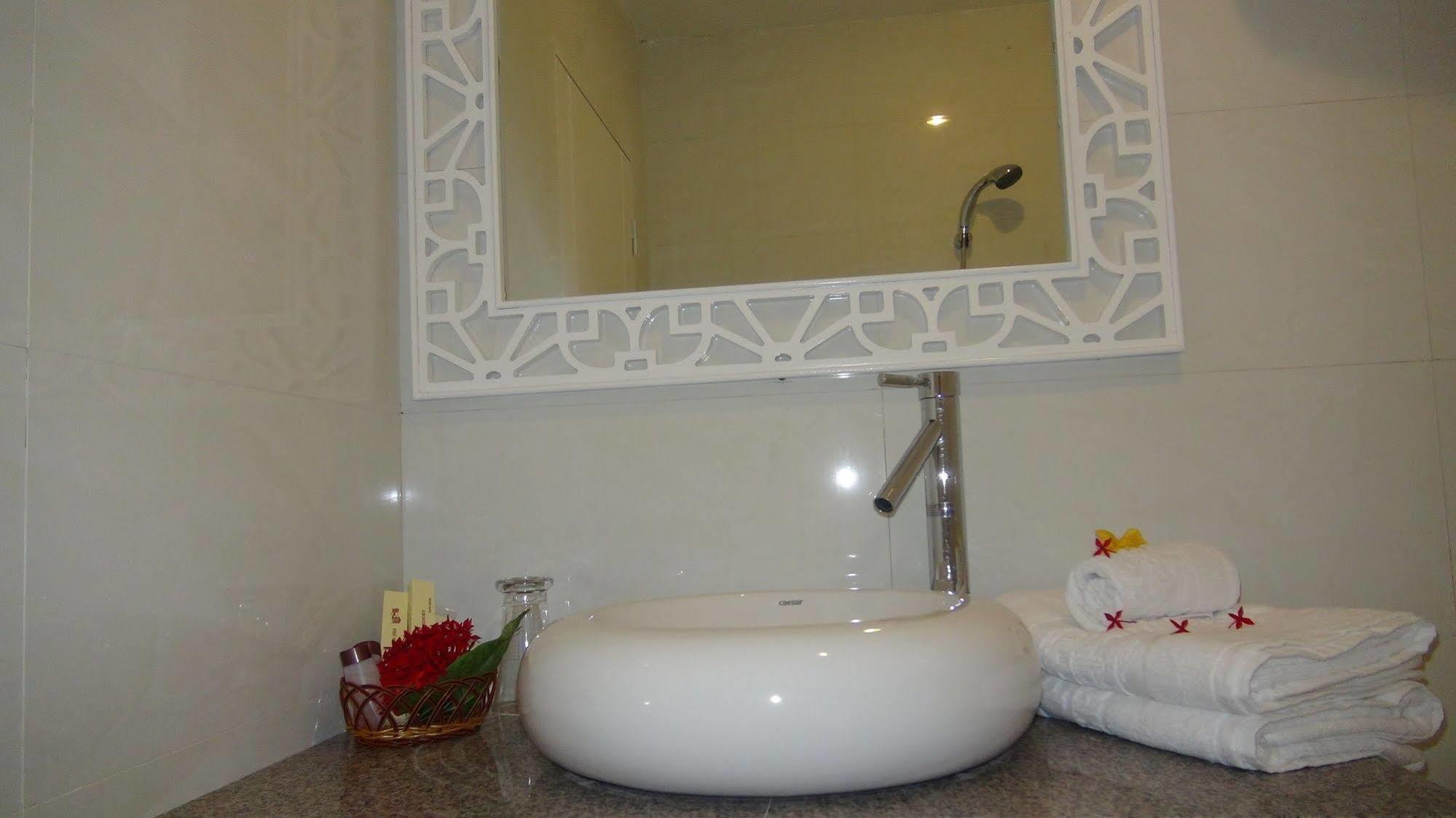Hotel Pho Hoi 1
