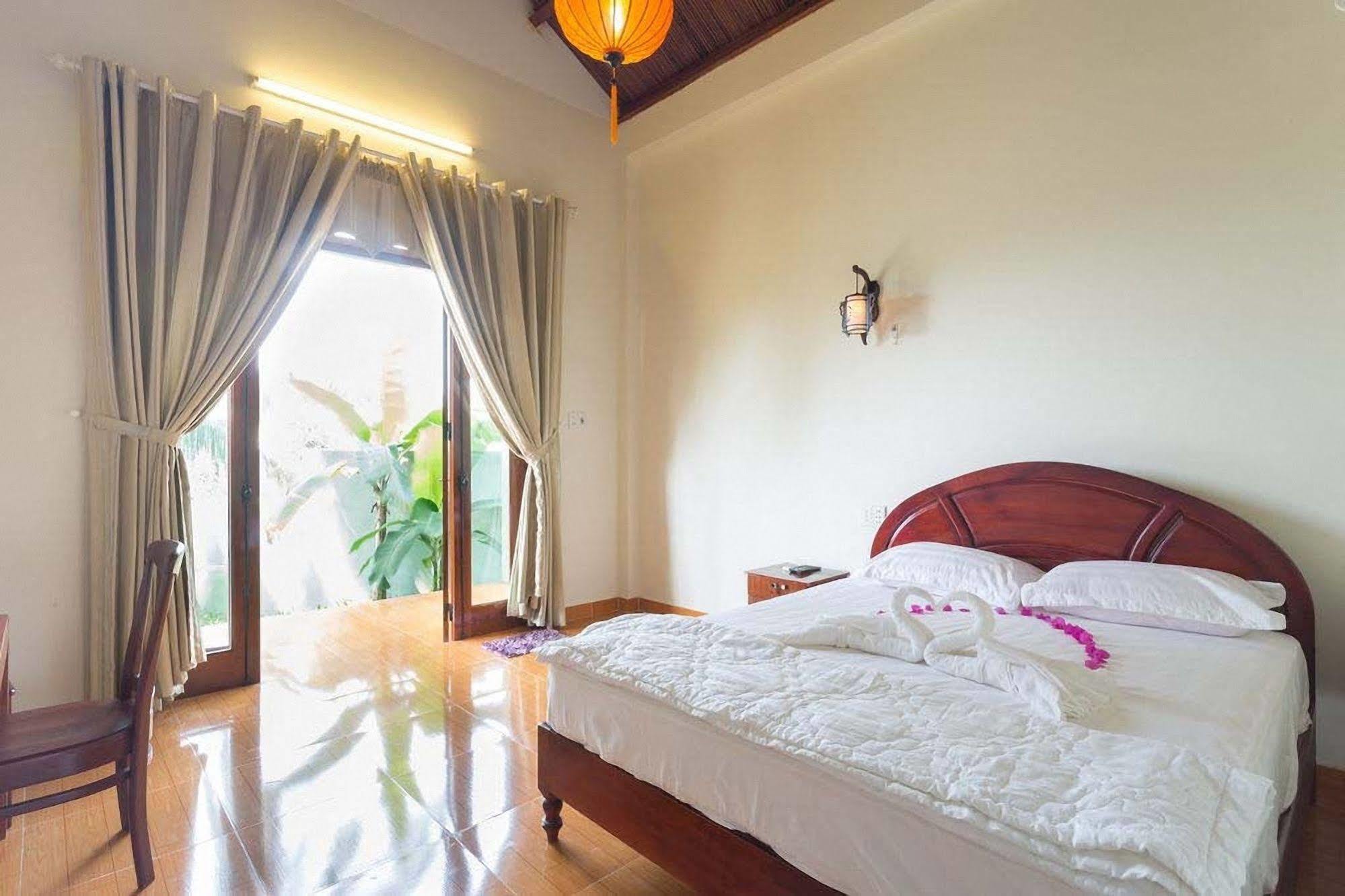Homestay Lakeview *