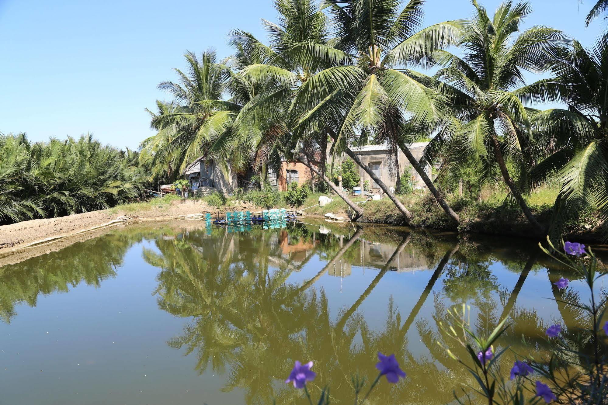 Lakeview Homestay