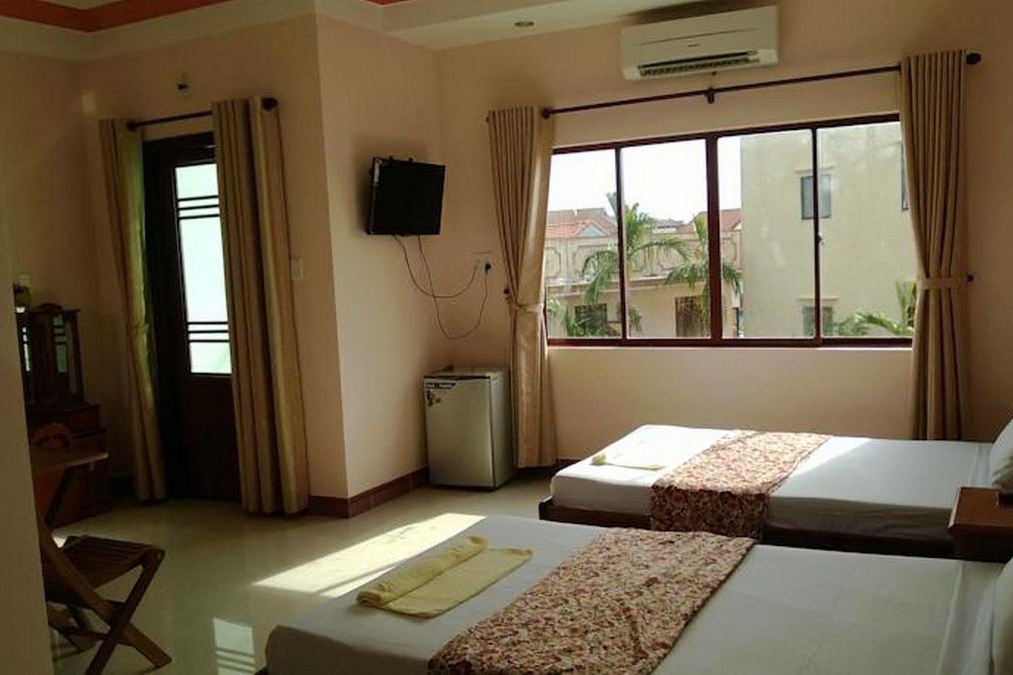 Ở trọ Hi Hợp Yến