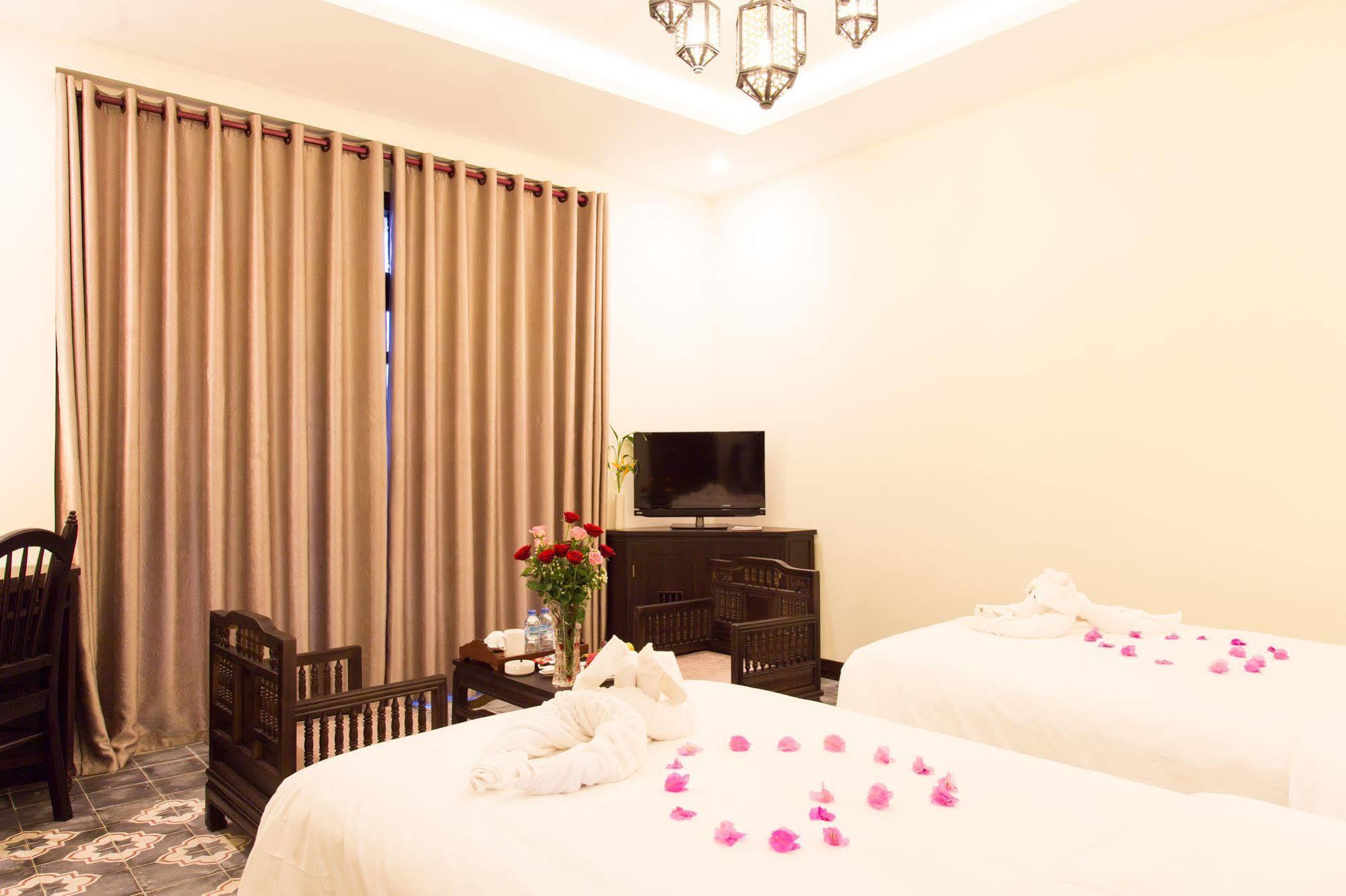 Hotel Village 3*