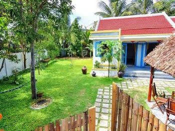 Local Beach Homestay