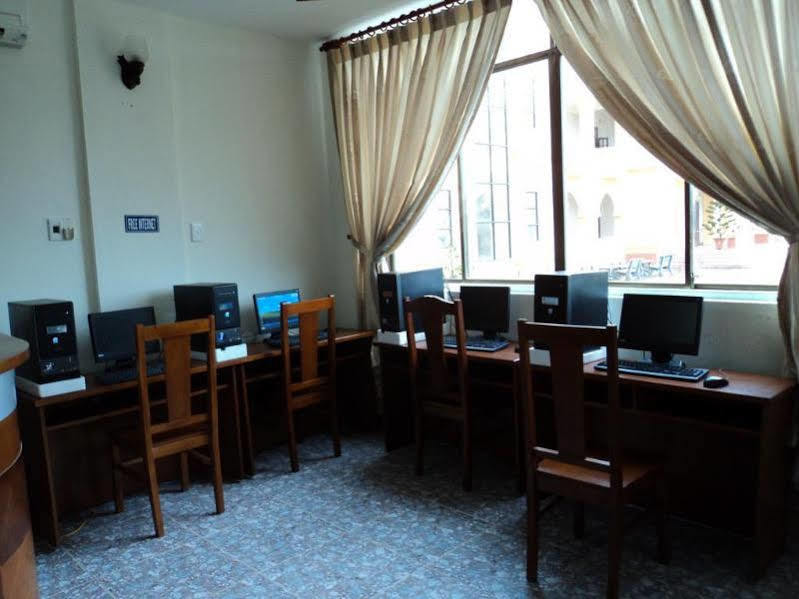 Hotel Oyo 594 Cua Dai 2*