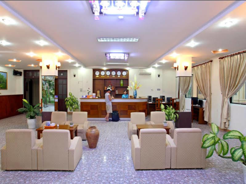 Oyo 594 Cua Dai Hotel 2*