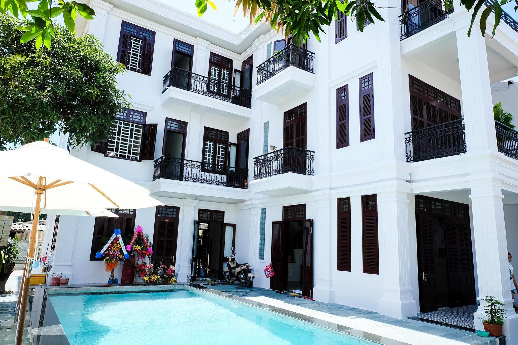 Unity Hotel
