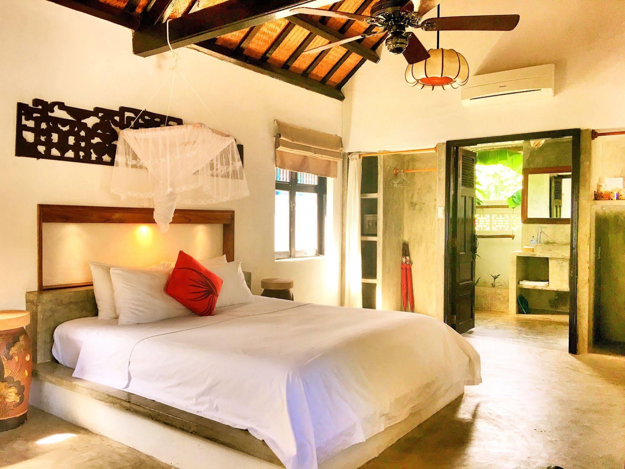 Blue Beach Village * Hoi An