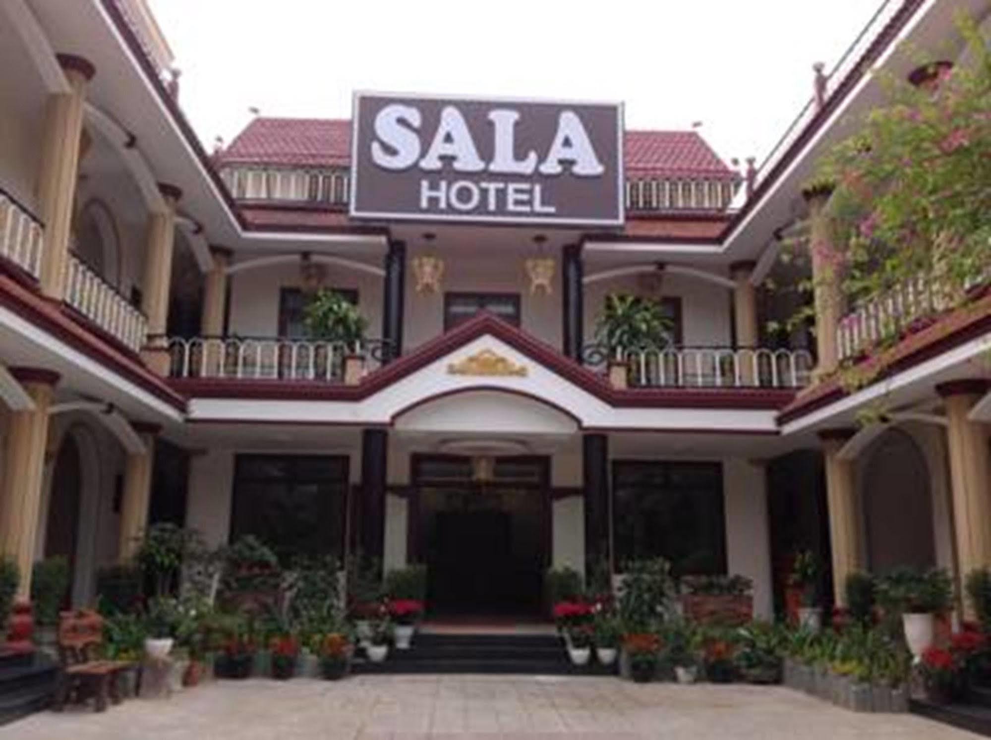 Sala Hotel 2*