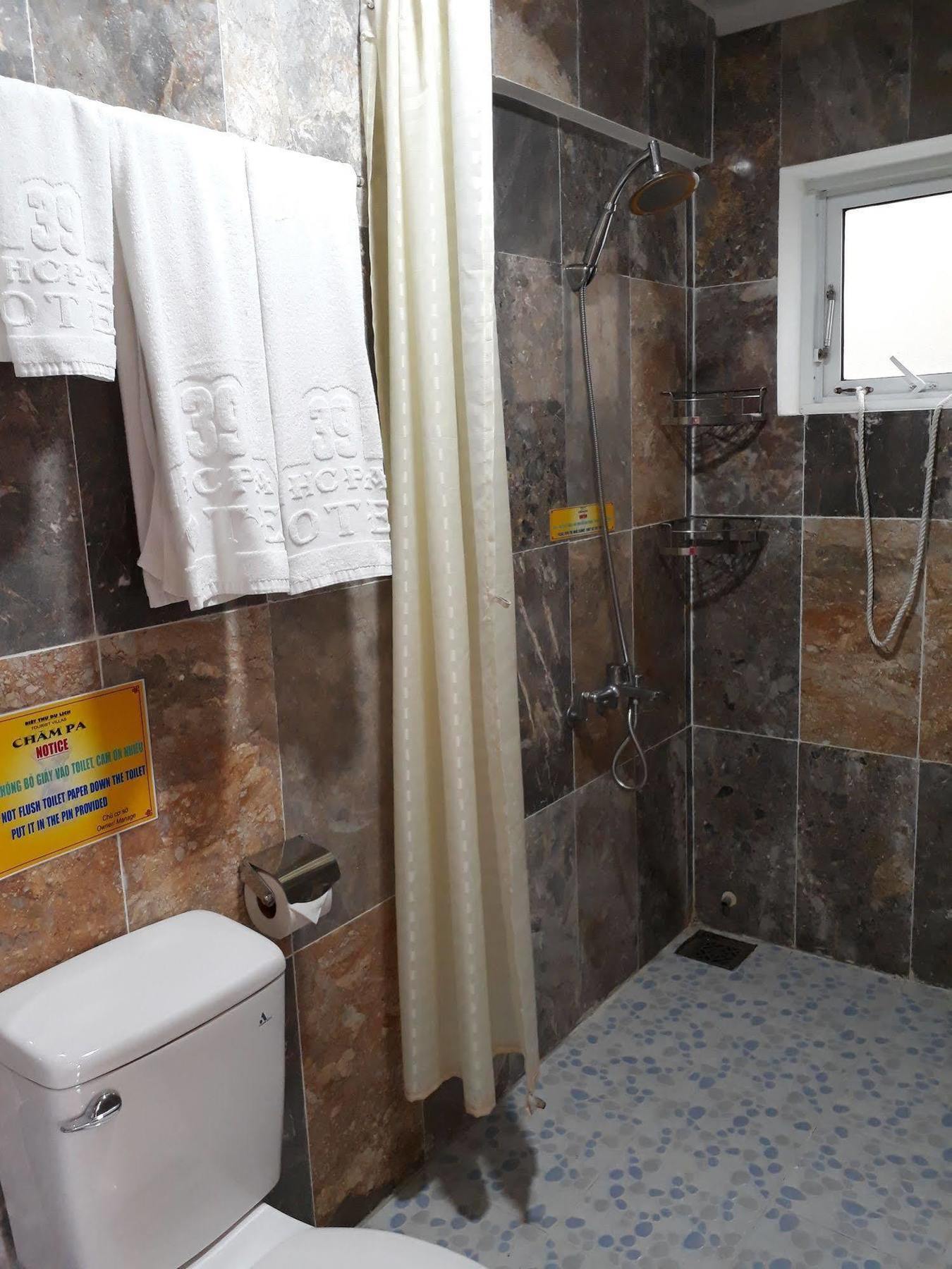 Chămpa Khách sạn
