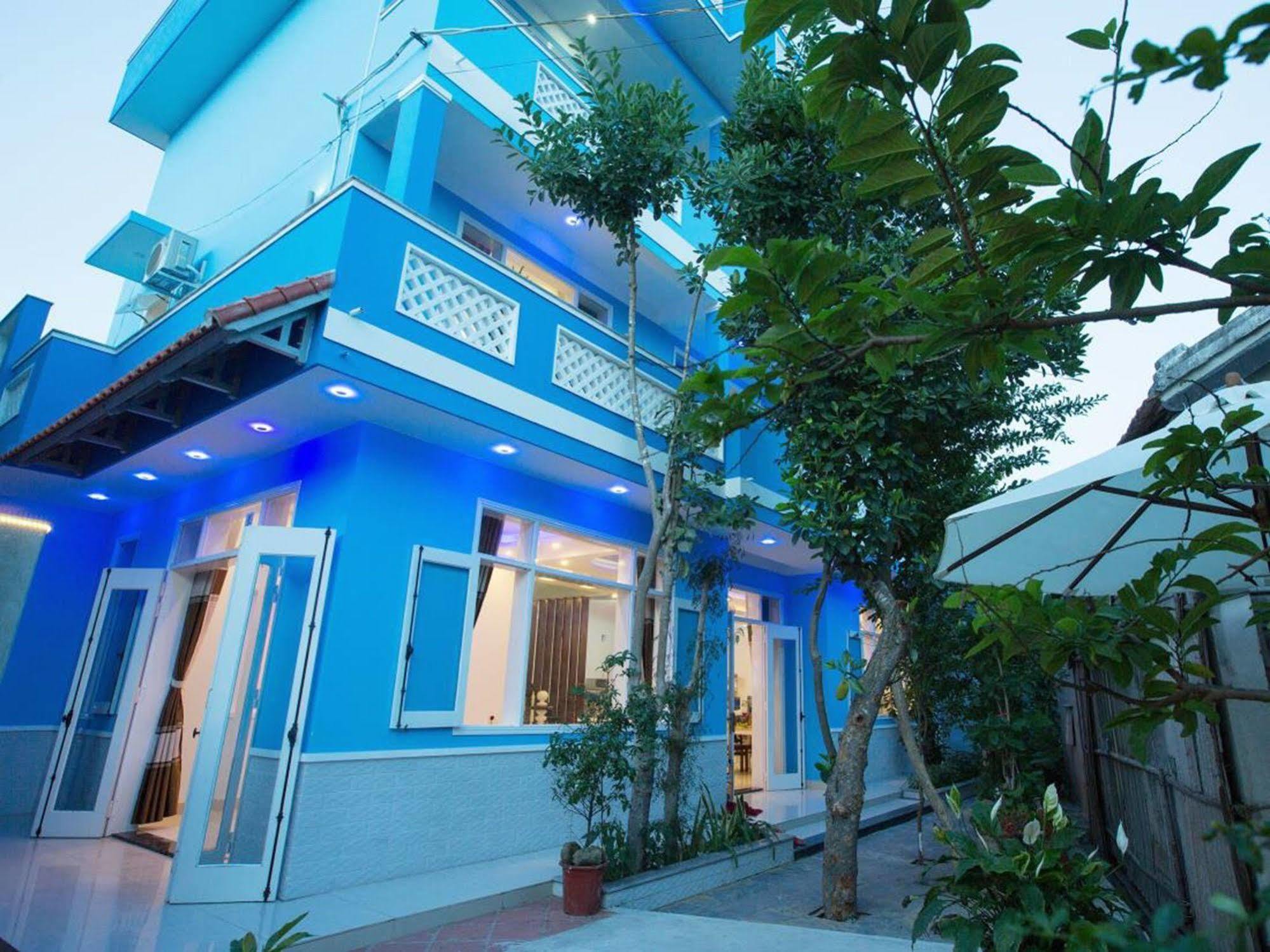 Homestay Quynh Long *