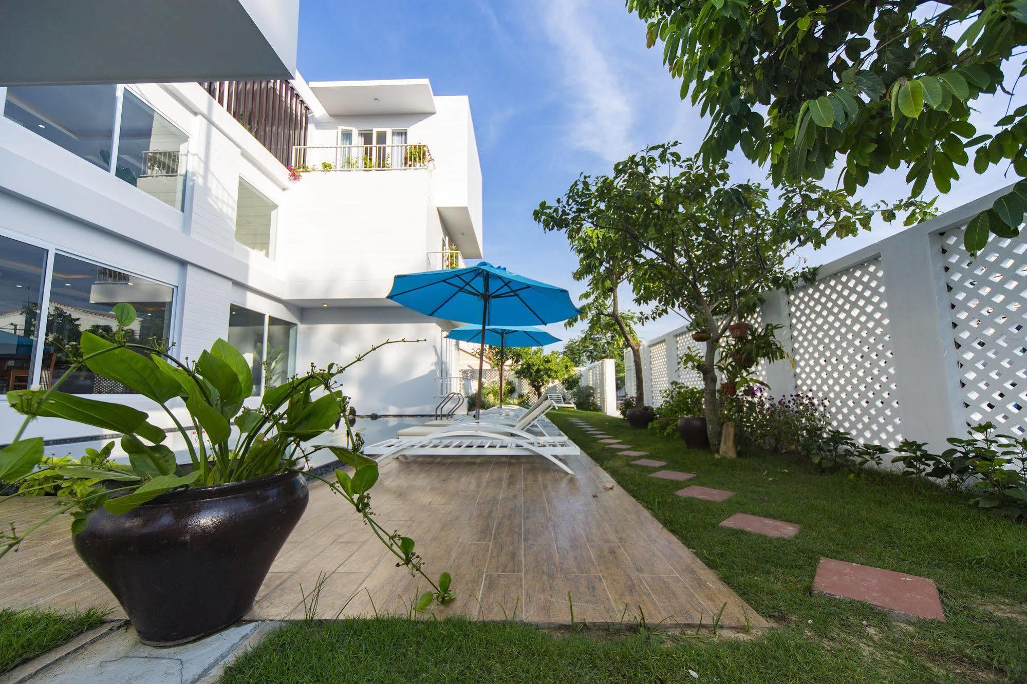 White Villa *