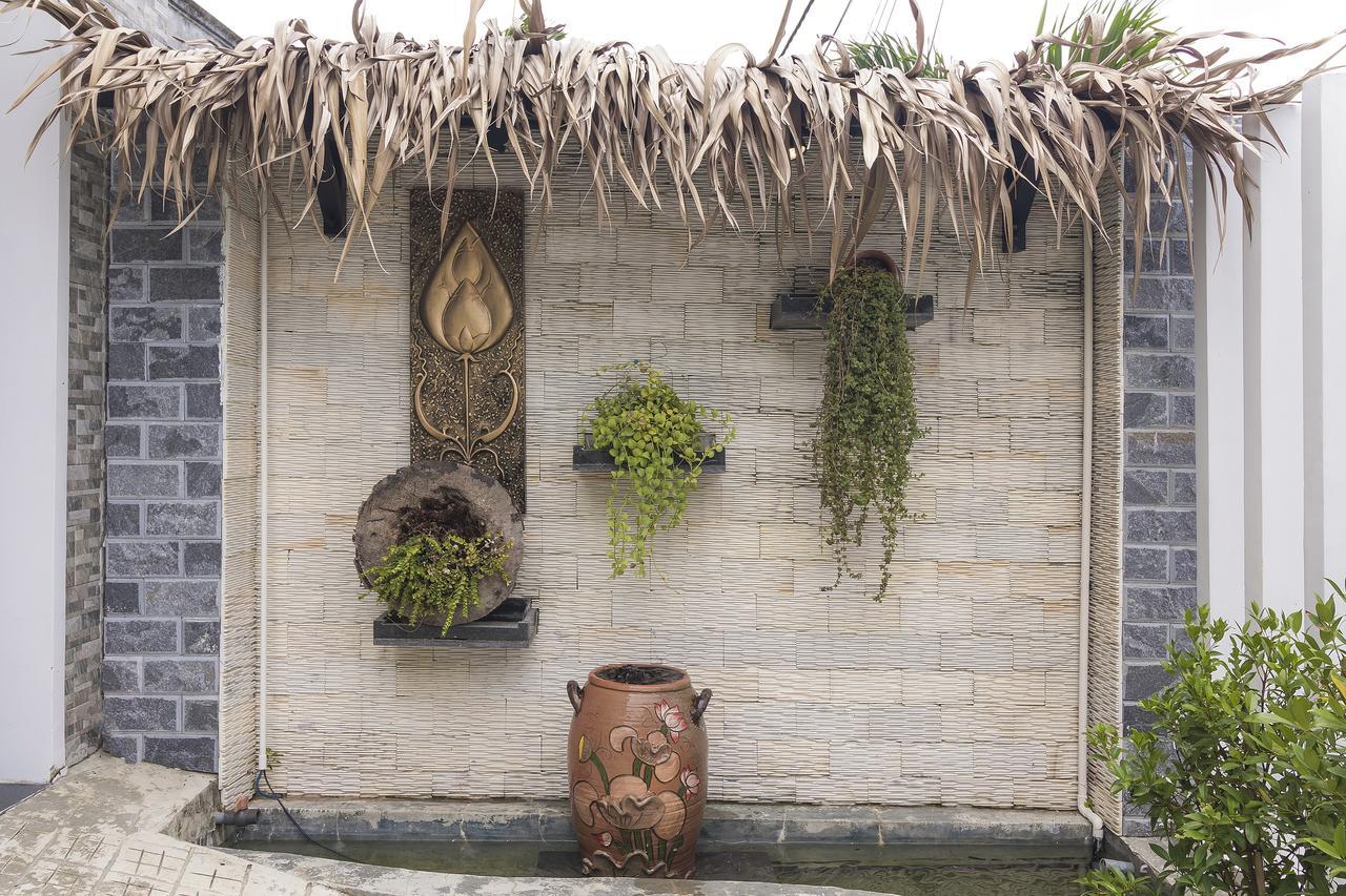 Christina's - The Village View * Hoi An
