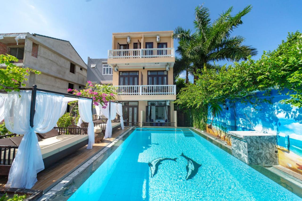 Hotel Vip Garden And Pool ,