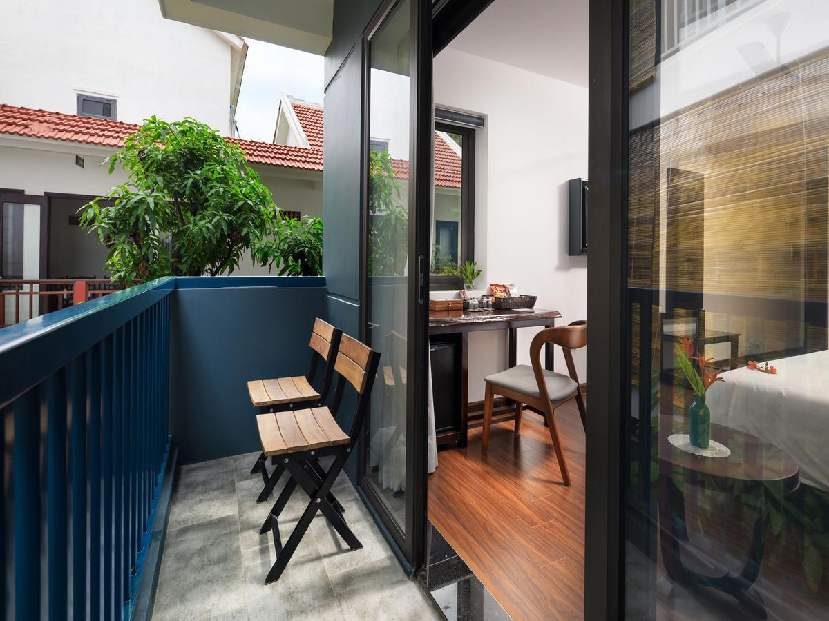 The Blue Alcove Hotel