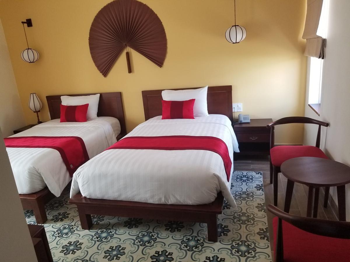 Hotel Village 4*