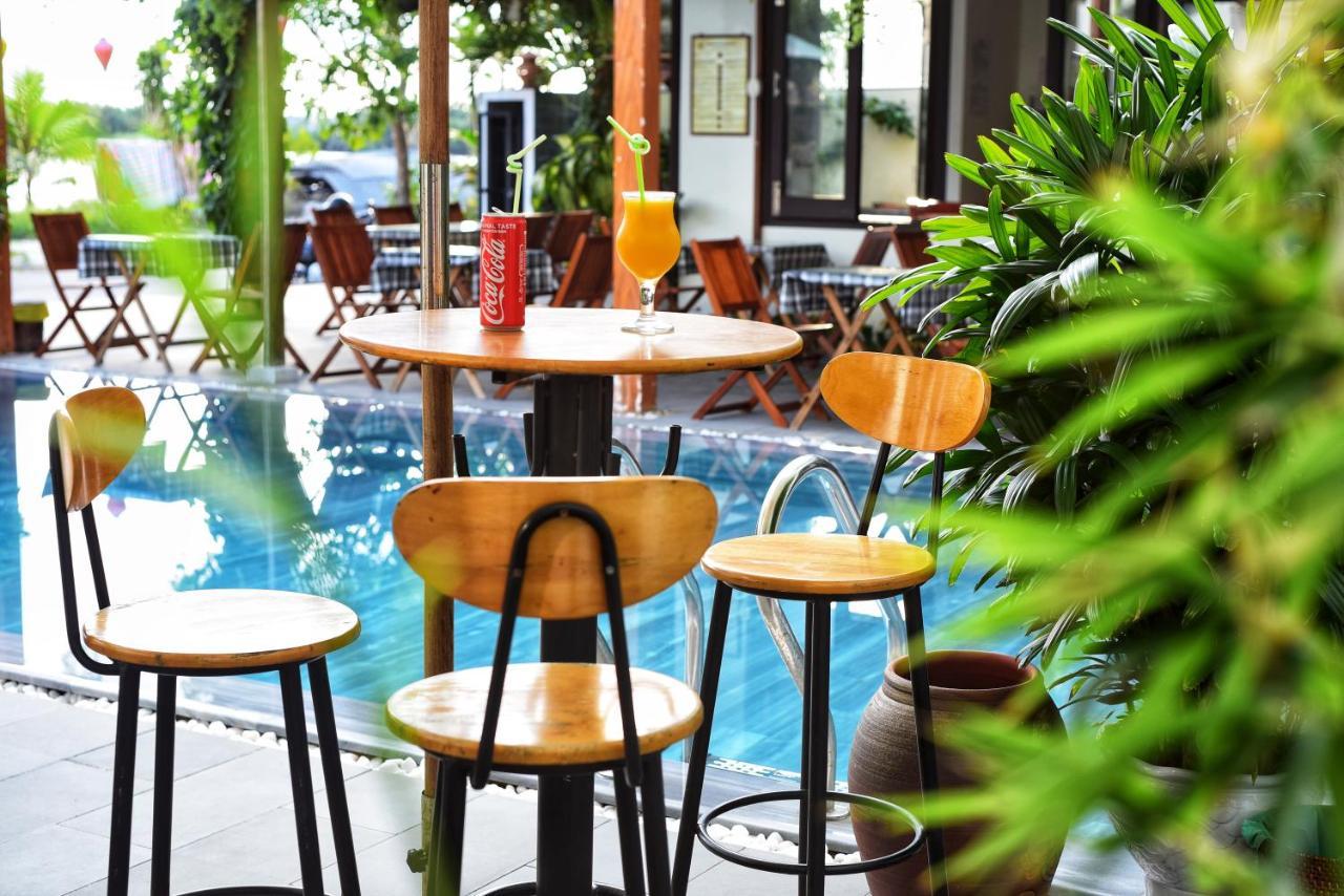 Estuary 3* Hoi An