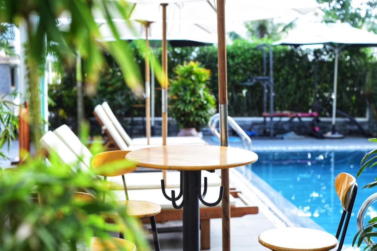 Estuary Hotel 3*