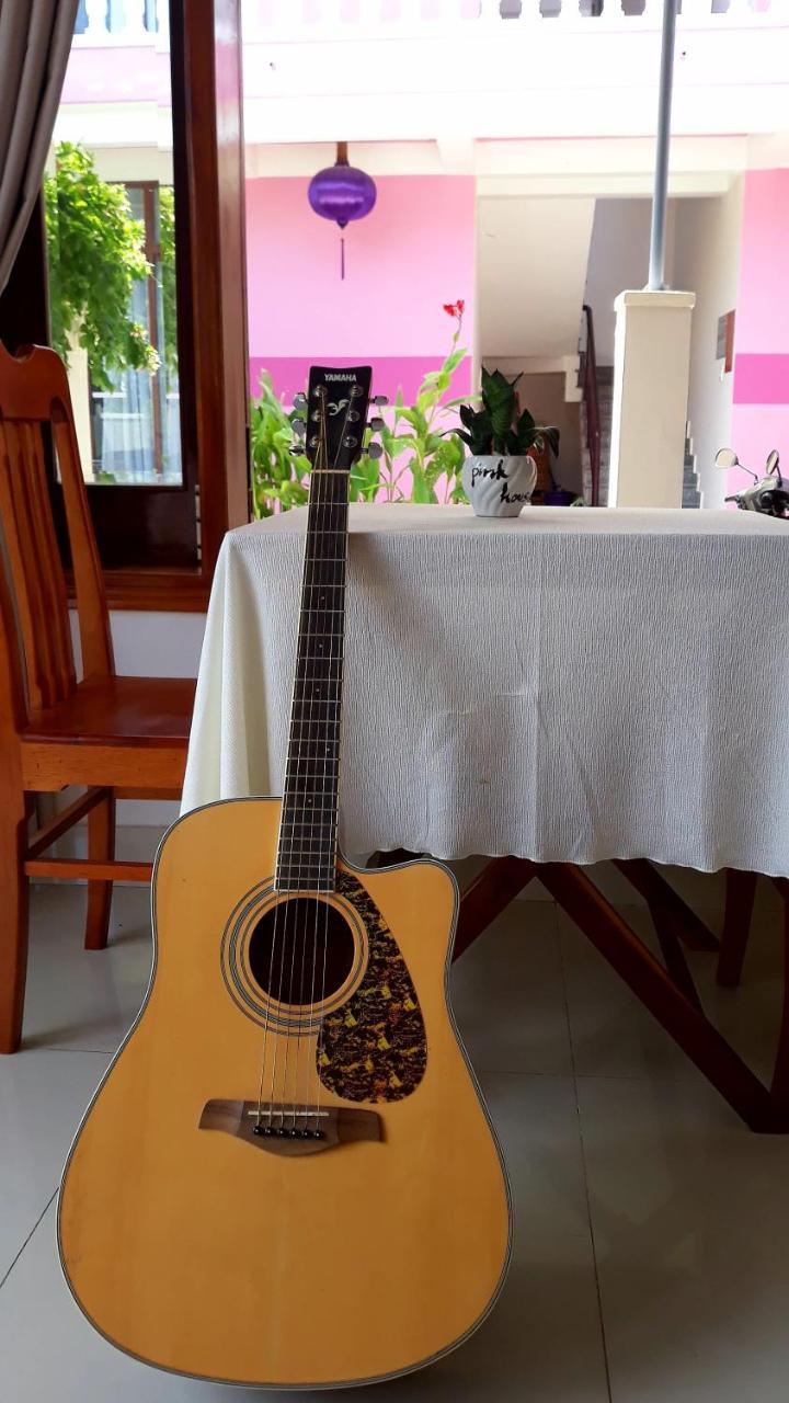 Ở trọ Pink House