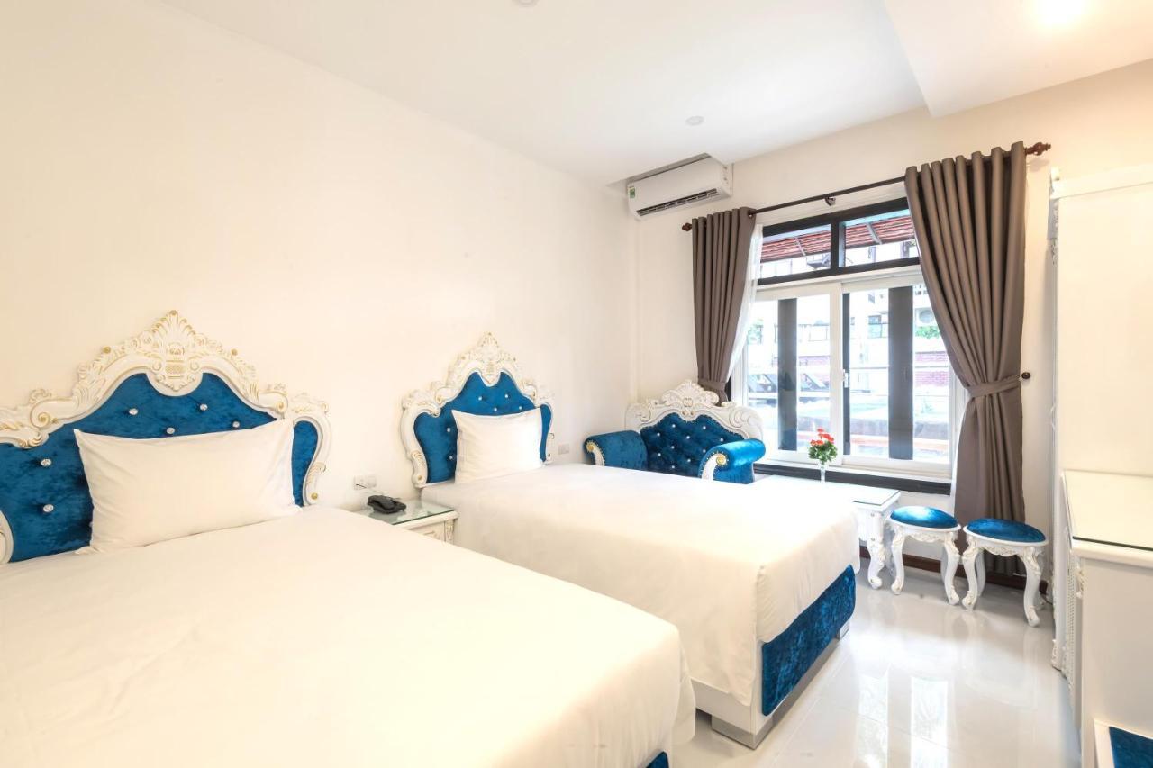 Nostalgia And Hotel 3*