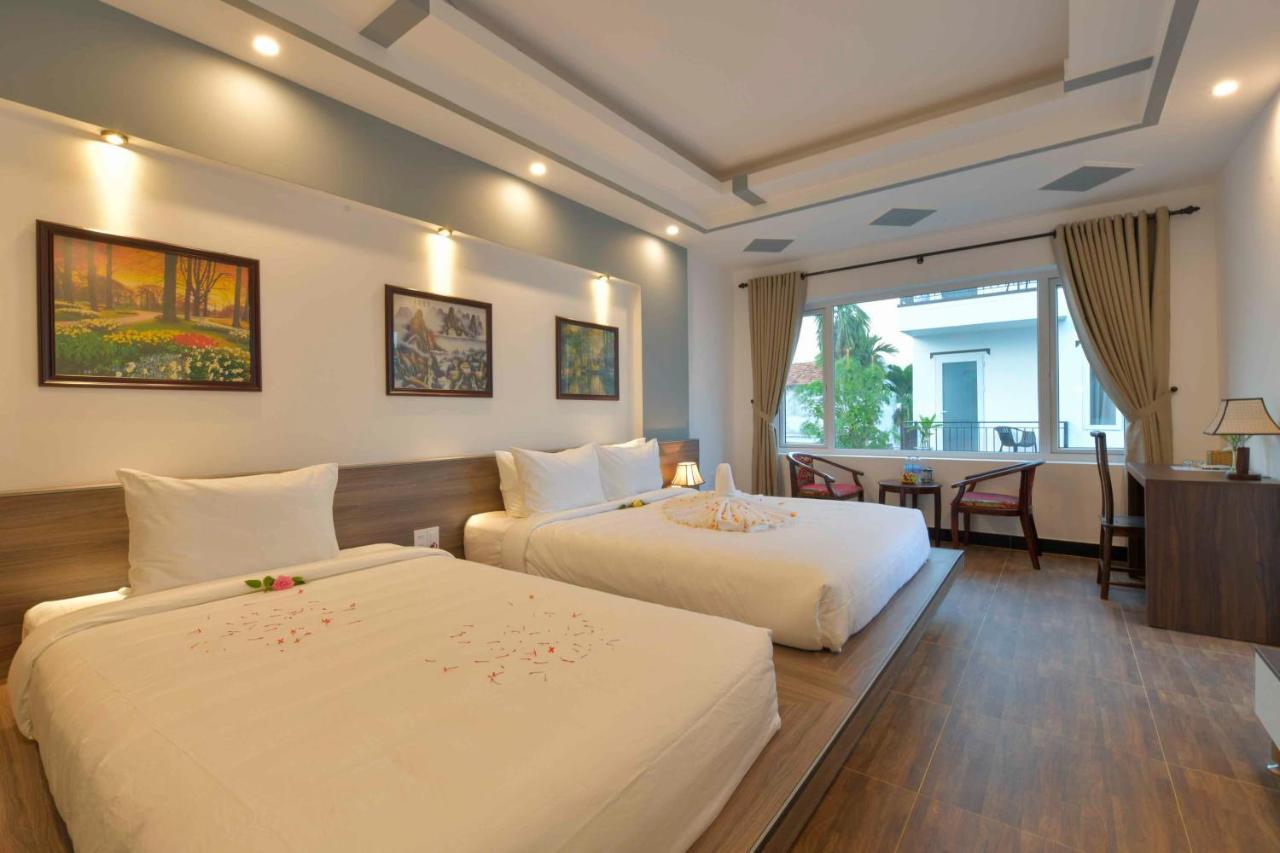 Hostel Ht And *