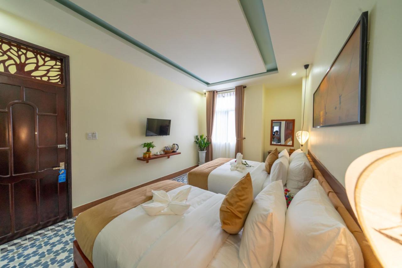 Villa The