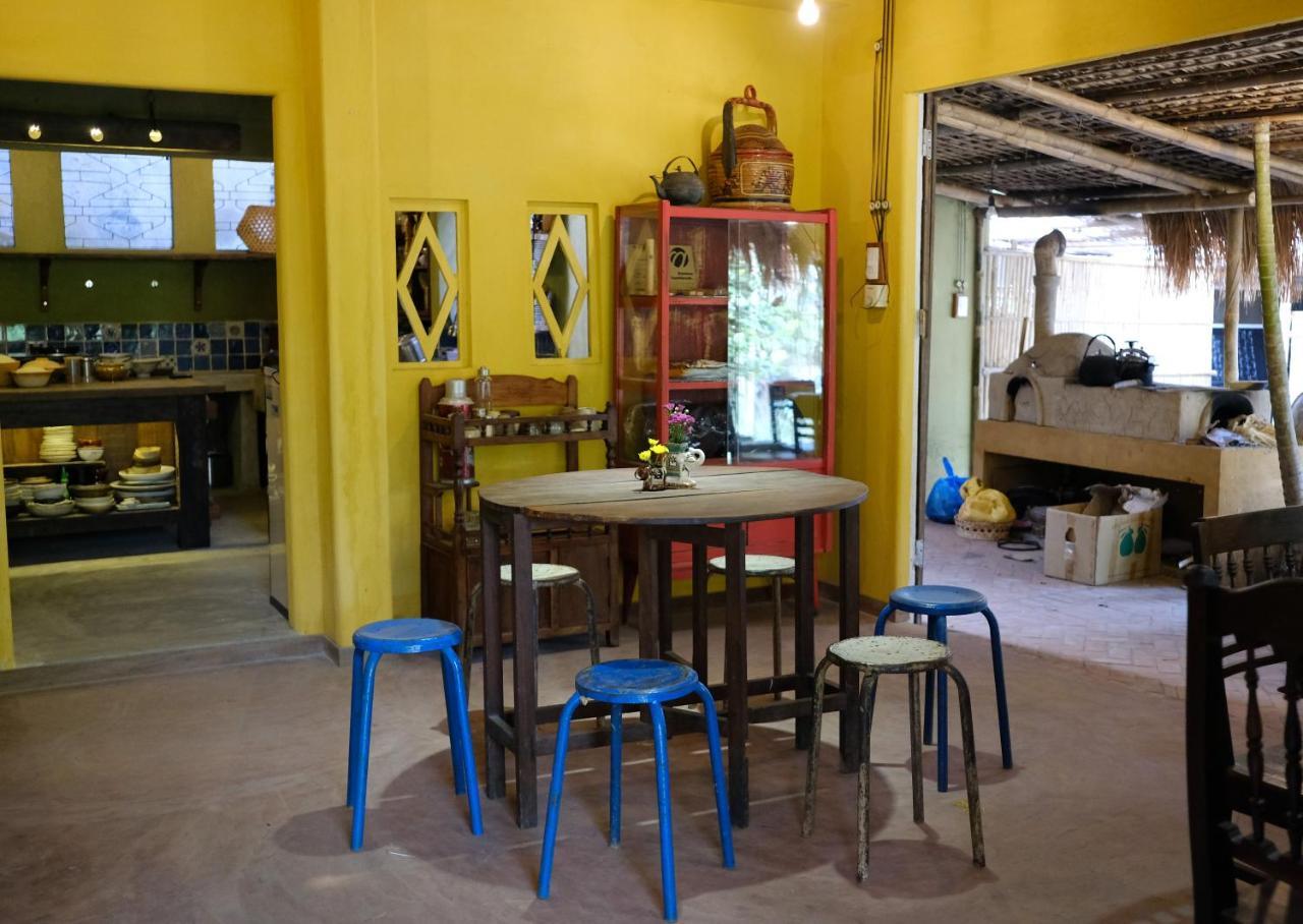 Yen Homestay & Vegan Macrobiotic Homestay