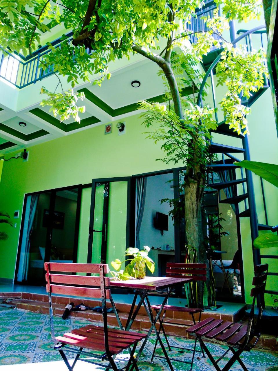 Xanh La