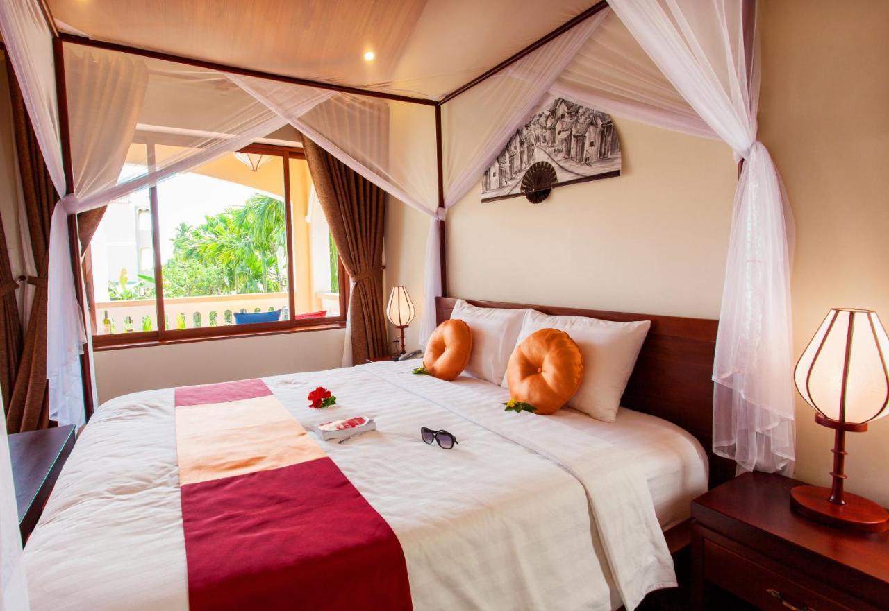 Hotel Village