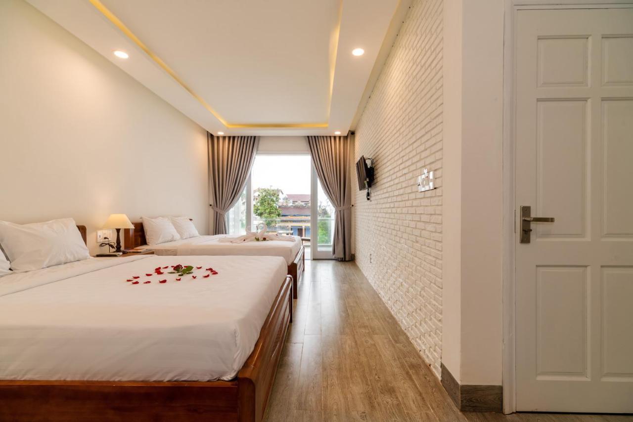 Chi Thanh Hotel 3*