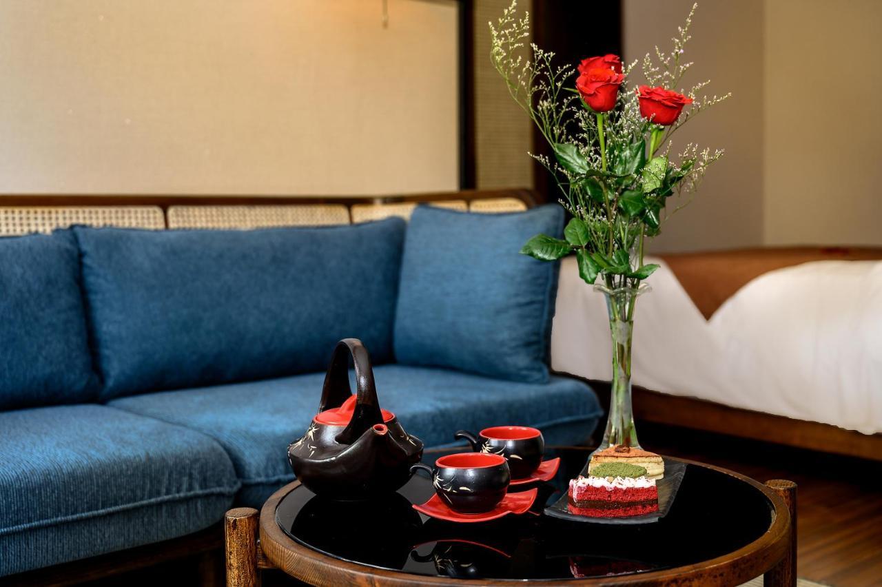 The Blossom Ocean Front & Hotel 4*