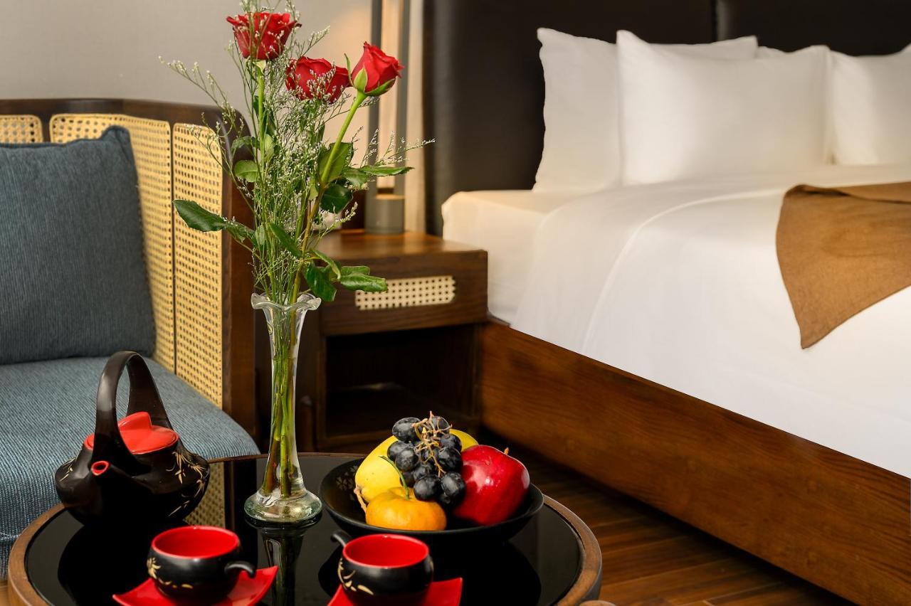 The Blossom Ocean Front & 4*