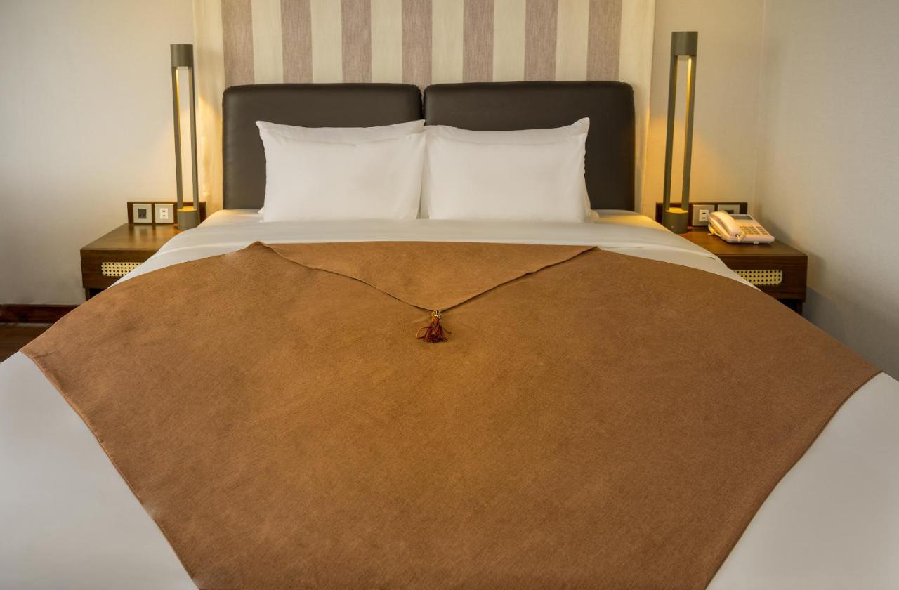 The Blossom Ocean Front & Hotel Hoi An