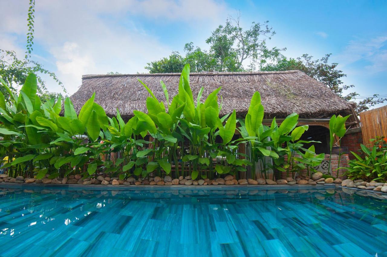 Rustic Villa *
