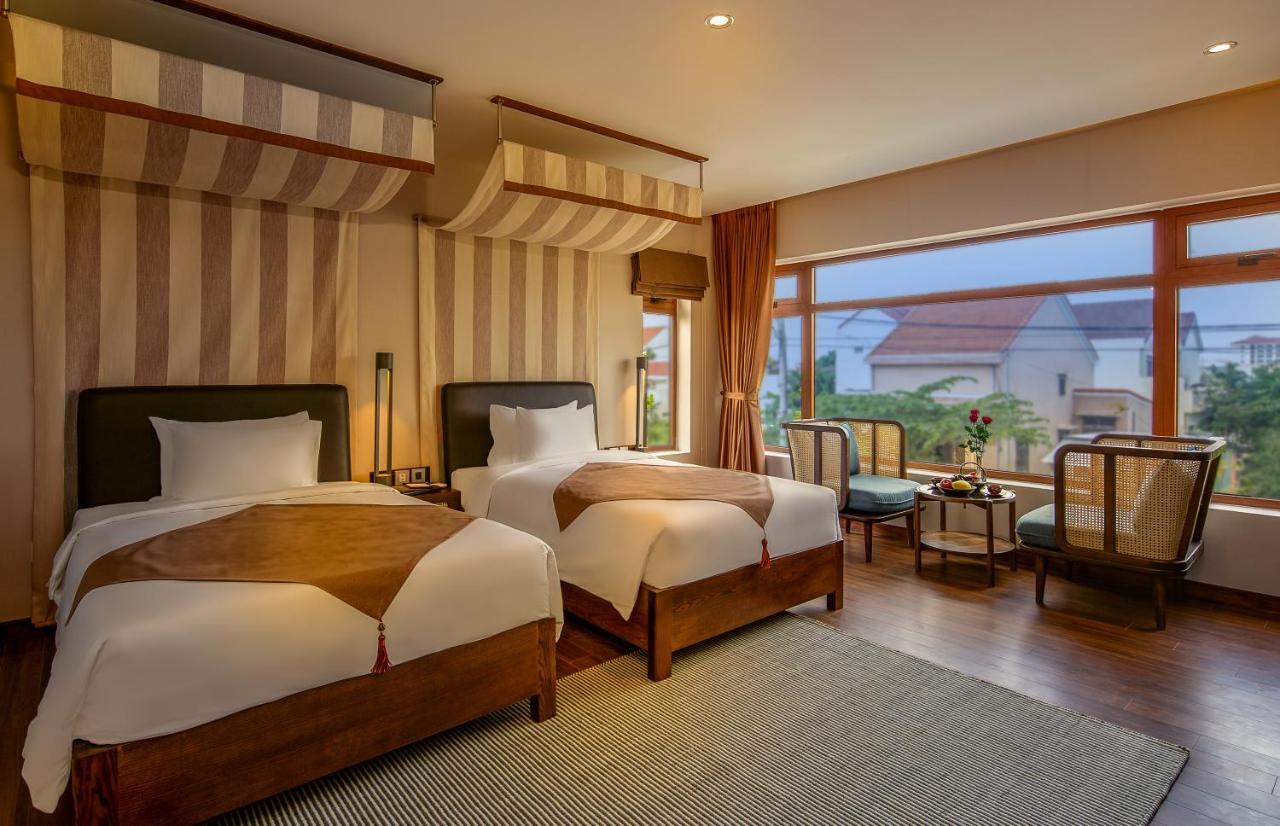 The Blossom Ocean Front & 4* Hoi An